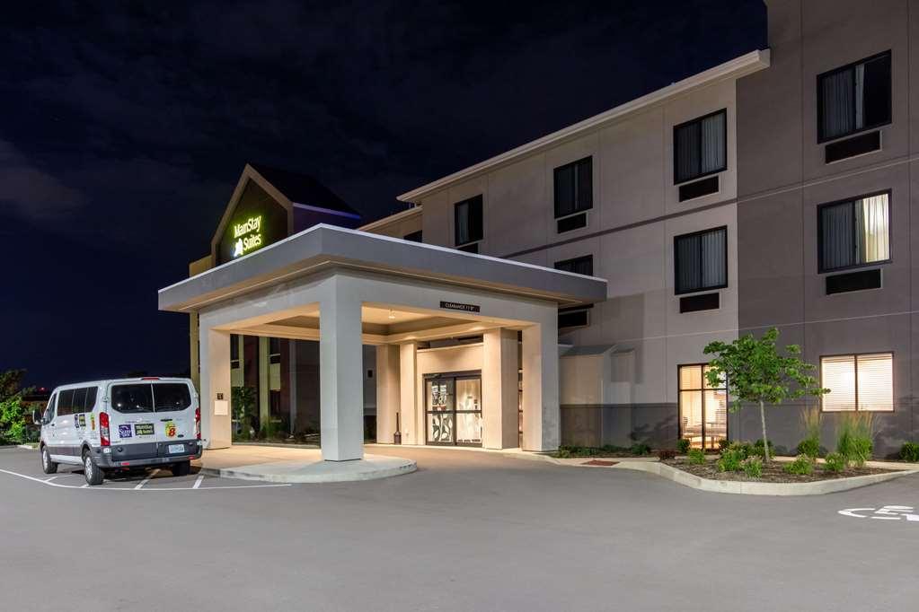 Comfort Inn St Louis Airport Bridgeton Exterior photo