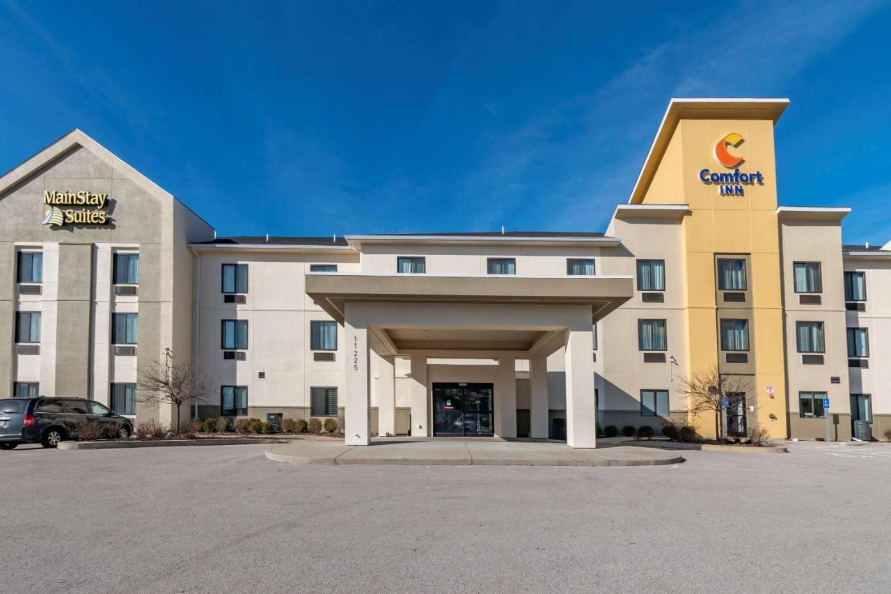 Comfort Inn St Louis Airport Bridgeton Exterior photo